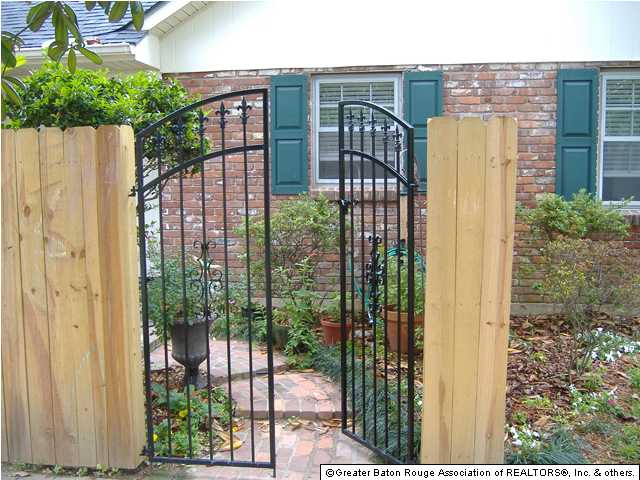 Step inside your private courtyard